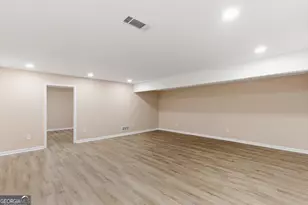 1060 Deer Chase, Stone Mountain, GA 30088 - Photo 29
