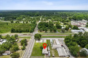383 1st St, Folkston, GA 31537 - Photo 35