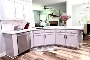 2210 Lily Valley Dr, Lawrenceville, GA 30045 - Photo 5