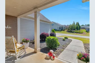 203 Camelia Court, Griffin, GA 30223 - Photo 3