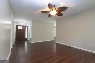 211 Sunnydale Drive, Warner Robins, GA 31088 - Photo 5
