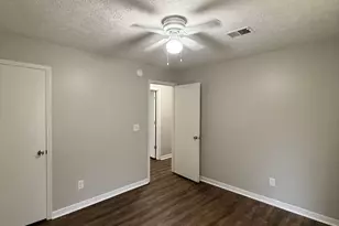 10375 Larrack Ct, Jonesboro, GA 30238 - Photo 7