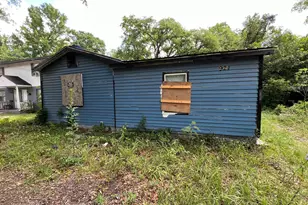 921 Magnolia Dr, Macon, GA 31217 - Photo 1