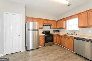 116 Hawkeye Ln, Conyers, GA 30012 - Photo 5