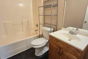 2721 Dogwood Cir, Valdosta, GA 31602 - Photo 7