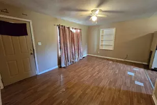 2721 Dogwood Cir, Valdosta, GA 31602 - Photo 3