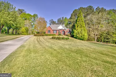 140 Lake Park Court, Sharpsburg, GA 30277 - Photo 3