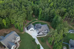 147 Palomino Cir, Newnan, GA 30265 - Photo 81