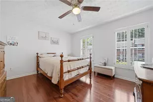 7505 St Charles Square, Roswell, GA 30075 - Photo 25