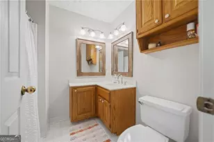 7505 St Charles Square, Roswell, GA 30075 - Photo 27