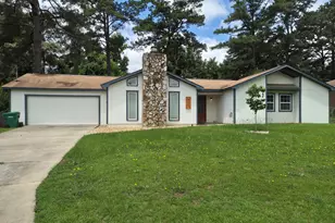 221 Gilchrist Dr, Warner Robins, GA 31093 - Photo 1