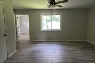 221 Gilchrist Dr, Warner Robins, GA 31093 - Photo 17