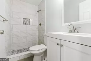 2705 Lincoln Ct NW, Atlanta, GA 30318 - Photo 15