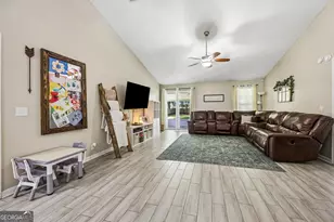 109 Lake Crest Dr, Kingsland, GA 31548 - Photo 9