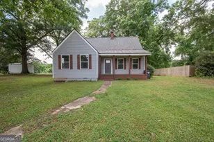 250 Lagrange St, Grantville, GA 30220 - Photo 1