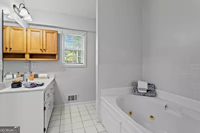 402 Township Lane, Woodstock, GA 30189 - Photo 13