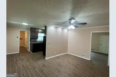 827 San Miguel Drive, Stone Mountain, GA 30083 - Photo 5