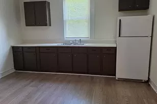 905 S Pkwy, Lagrange, GA 30240 - Photo 15