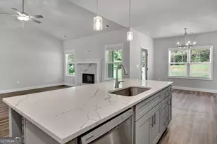 112 Hunters Chase Ct, Eatonton, GA 31024 - Photo 9