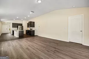 156 Ashwood Cir, Saint Marys, GA 31558 - Photo 5
