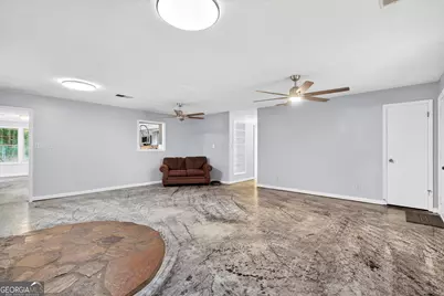 18 Glen Cannon Tr, Newnan, GA 30263 - Photo 33