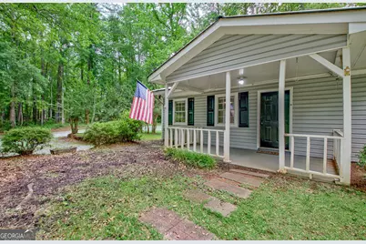 18 Glen Cannon Tr, Newnan, GA 30263 - Photo 9