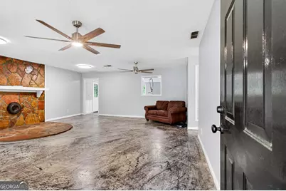 18 Glen Cannon Tr, Newnan, GA 30263 - Photo 31