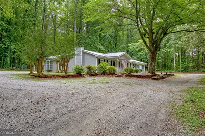 18 Glen Cannon Tr, Newnan, GA 30263 - Photo 5