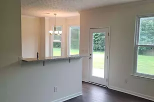 965 S Trotters Farm Rd, Fairburn, GA 30213 - Photo 9