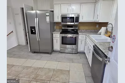 3770 Cherie Glen Road, Snellville, GA 30039 - Photo 11