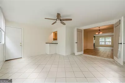 175 Maribeau Square NW, Atlanta, GA 30327 - Photo 9