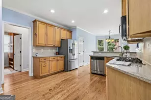 810 Freedom Way, Cumming, GA 30040 - Photo 15