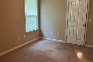 109 Chance Ln, Glennville, GA 30427 - Photo 3