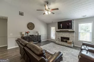 8860 Creekstone Pl, Gainesville, GA 30506 - Photo 15