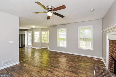 1016 Saddle Brooke Drive, Dallas, GA 30132 - Photo 9