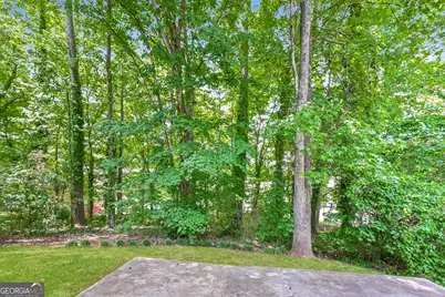 1618 Golf Overlook, Stone Mountain, GA 30088 - Photo 3