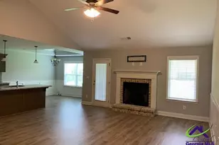 143 Arbor Creek, Warner Robins, GA 31093 - Photo 5