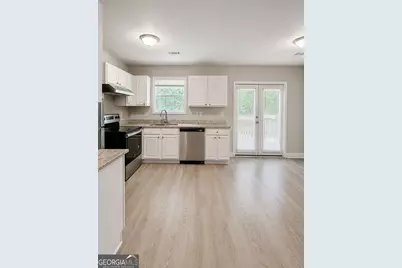 1240 Pinedale Circle NW, Conyers, GA 30012 - Photo 3