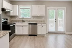 1240 Pinedale Cir NW, Conyers, GA 30012 - Photo 3
