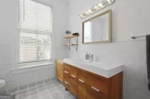 303 W 39th St, Savannah, GA 31405 - Photo 25