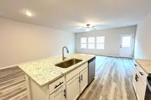 4113 Oakwood Ter Ct, Oakwood, GA 30566 - Photo 9