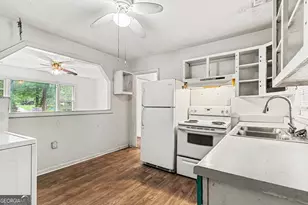 790 Slaton St, Forest Park, GA 30297 - Photo 15