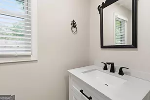 1539 Ridgeland Ct SW, Lilburn, GA 30047 - Photo 21