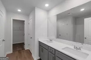 5440 Biltmore Dr, Atlanta, GA 30349 - Photo 11