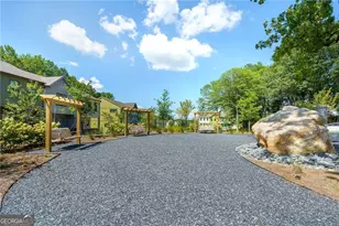 1369 Breezy Circle SE, Atlanta, GA 30315 - Photo 17