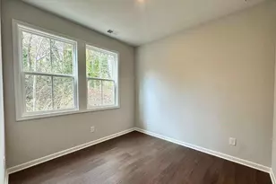 1369 Breezy Circle SE, Atlanta, GA 30315 - Photo 9
