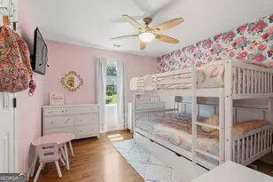 5627 Pinedale Cir, Sugar Hill, GA 30518 - Photo 17