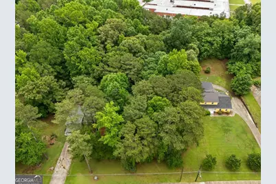 3570 Burlingham Drive, Lithonia, GA 30038 - Photo 3