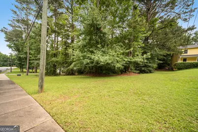 3570 Burlingham Drive, Lithonia, GA 30038 - Photo 11
