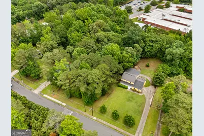 3570 Burlingham Drive, Lithonia, GA 30038 - Photo 5